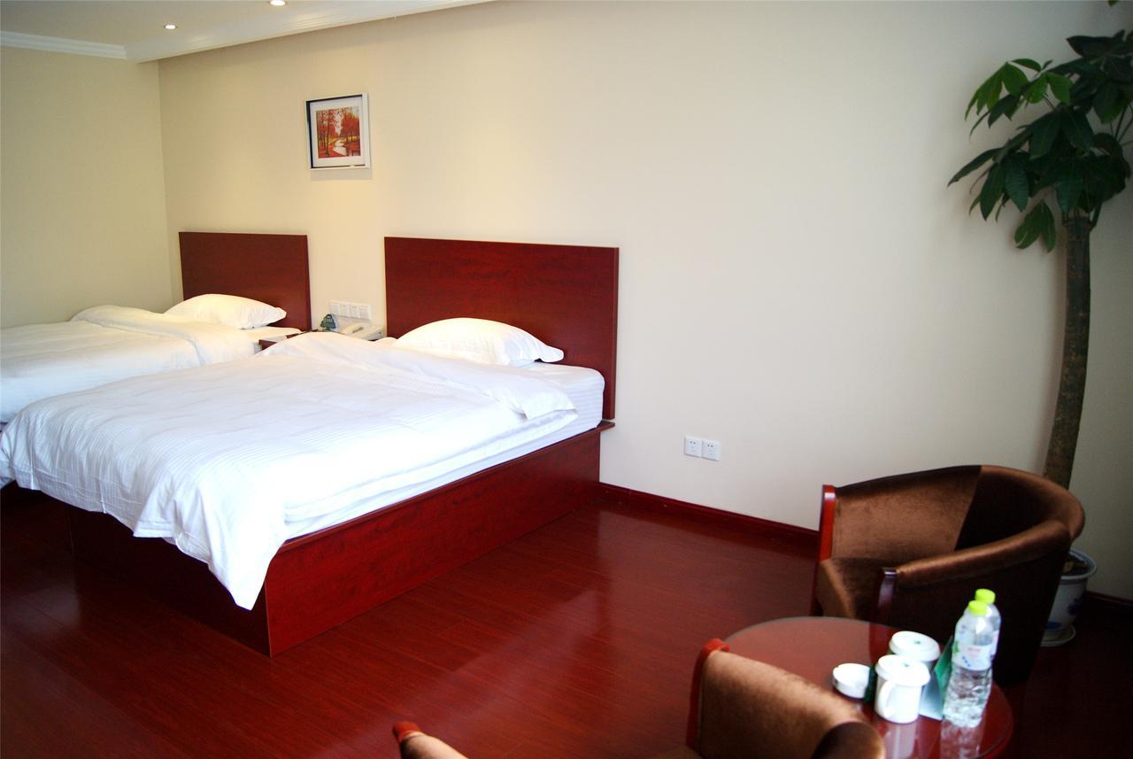 Greentree Inn Zhejiang Ningbo South Railway Station Express Hotel Экстерьер фото