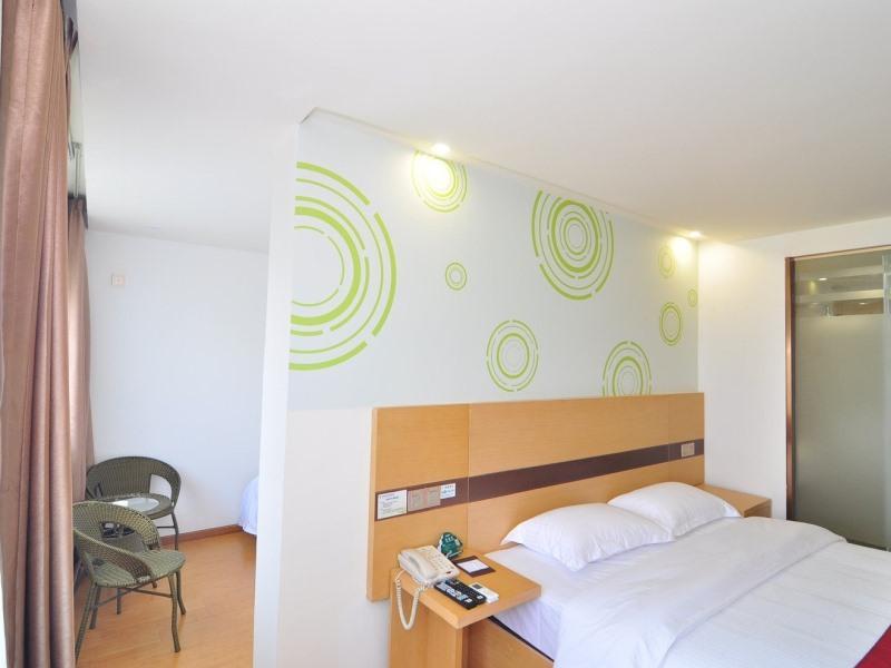 Greentree Inn Zhejiang Ningbo South Railway Station Express Hotel Экстерьер фото